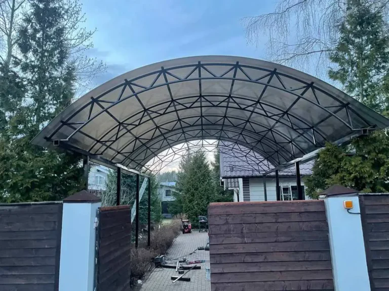 Навес из сотового поликарбоната пример 3