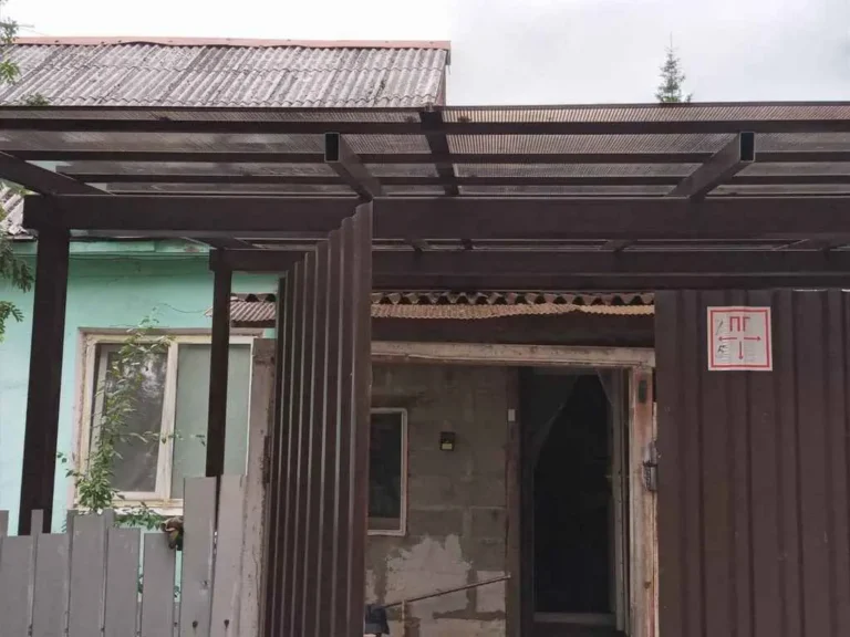 Навес для дома пример 4